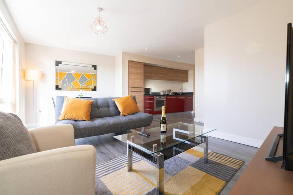 Avril Apartments Бирмингем Экстерьер фото