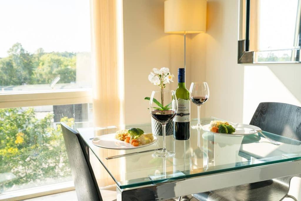 Avril Apartments Бирмингем Экстерьер фото